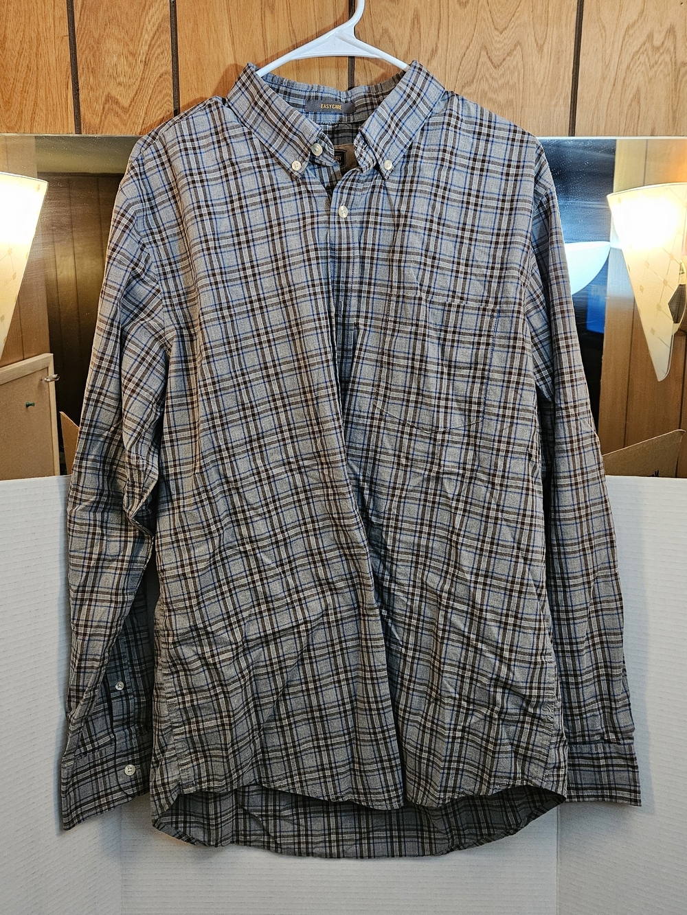 The Foundry Supply Co. Men's Gray and Blue Plaid Button-Down Shirt